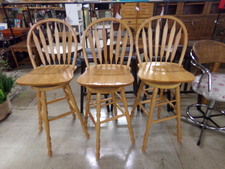 Oak swivel bar stools 
*Sold separately
$19.80